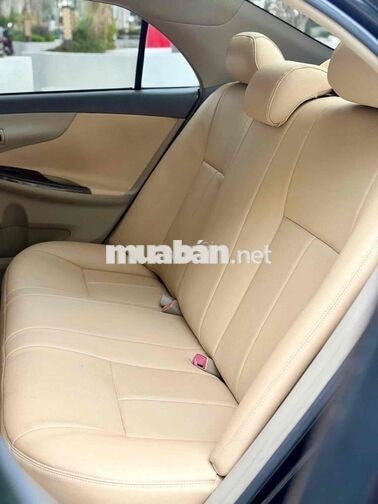 Toyota Altis Tự động màu Đen