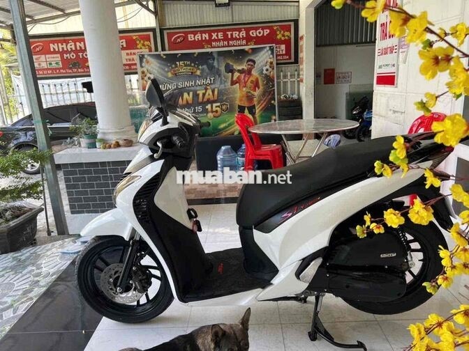 Honda SH150 2015 Trắng