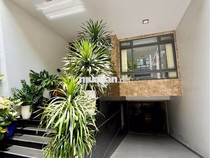 Cho Thuê Văn Phòng 204m² Trệt + Lầu 1 Giá Chỉ 21 Triệu - Vạn Phúc City