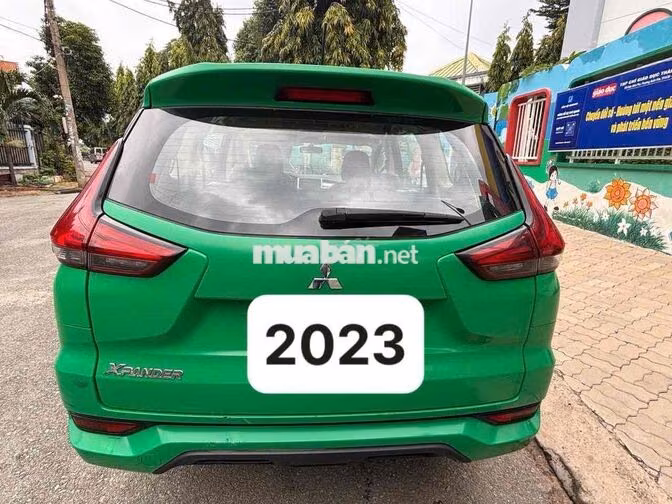 Mitsubishi Xpander 2023 Số sàn Xanh lá