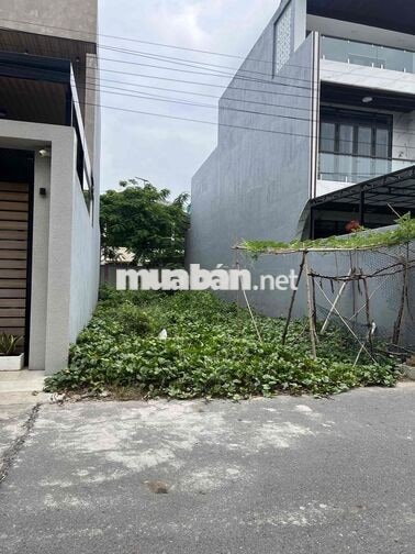CHÍNH CHỦ GỬI BÁN 155m2 ĐẤT TRUNG TÂM LONG HẢI  GIÁ 2.650TY