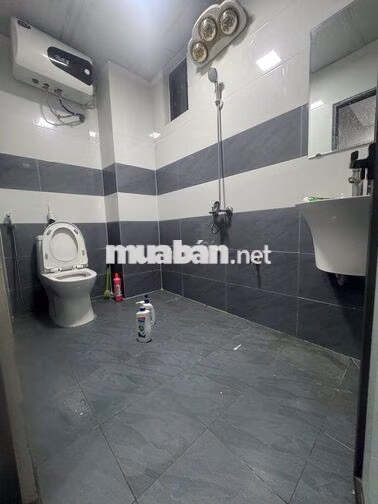 Chính chủ bán căn liền kề góc An thắng. Dt 32m/ sổ, thực tế 41m2