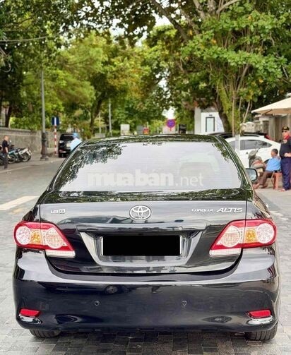 Toyota Altis Tự động màu Đen