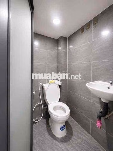 DUPLEX SẠCH SẼ THOÁNG MÁT NẰM GẦN NGAY PHAN VĂN TRỊ