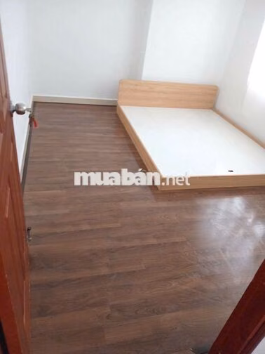 Cho thuê căn hộ chung cư 590 CMT8, Quận 3, 76m2, 2PN, 10tr