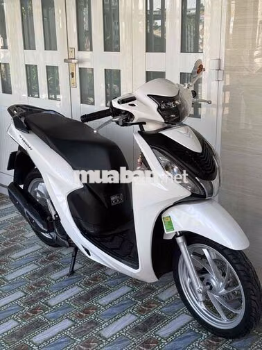 Honda Vision 2026 Trắng, Đen 460 km
