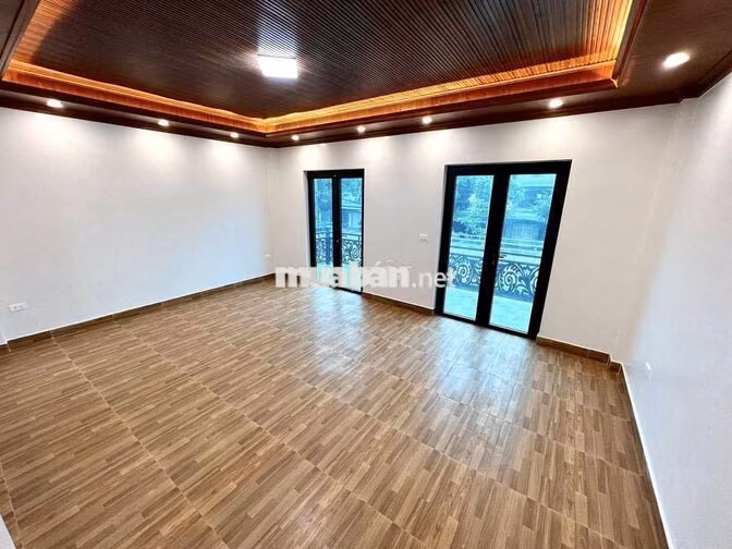 Cho thuê nhà nguyên căn đường Phượng Hoàng Trung Đô, Vinh