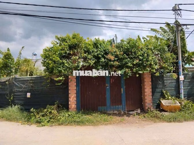 Nhà vườn 600m Có Nhà Điện nước nhà nước  Đường Võ Văn Vân vĩnh lộc B 