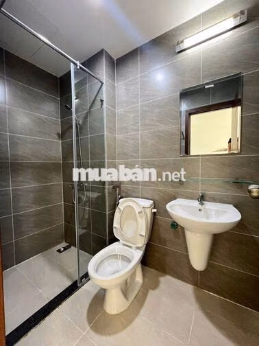 Chính chủ gửi bán Green River Dt65m2/2Pn 2WC giá 2ty820 view sông Q8
