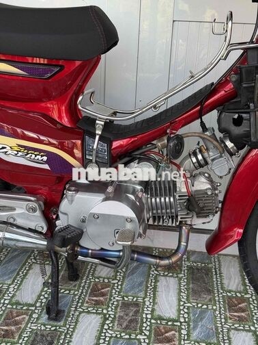 Honda Dream Đỏ Xe số