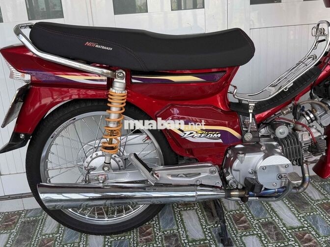 Honda Dream Đỏ Xe số