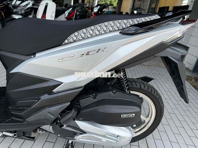 Honda Click Thái 2016 Bạc poscher
