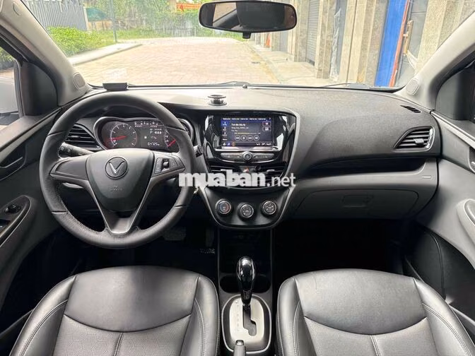 Fadil 2022 Plus Trắng 60000 km full hãng