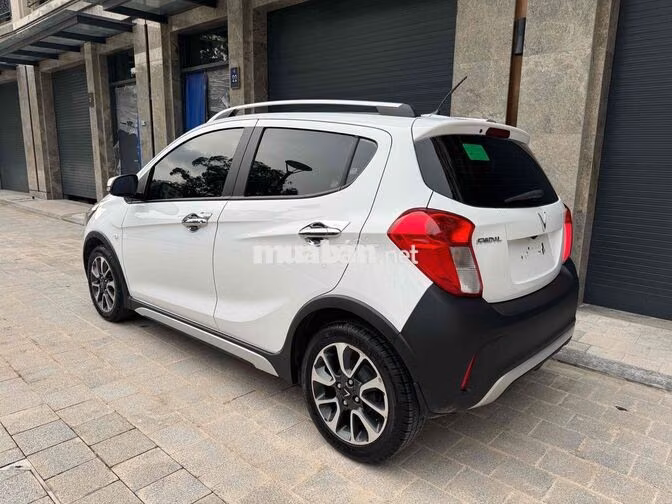 Fadil 2022 Plus Trắng 60000 km full hãng