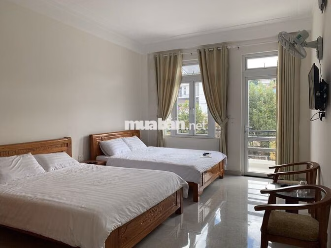 KHÁCH SẠN TRUNG TÂM ĐÀ LẠT, 252m2, 24 PHÒNG (CHÍNH CHỦ)