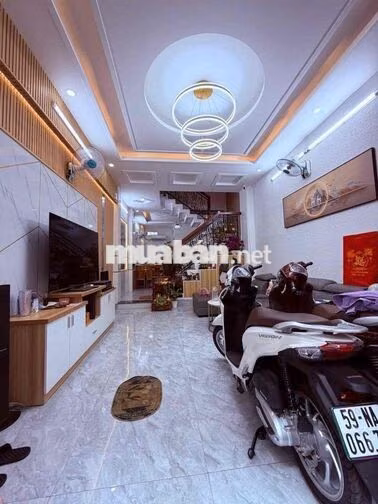 NHÀ ĐẸP LUNG LINH GIẢM 400TR CHỈ 7TỶ TL NHÀ 4 TẦNG QUANG TRUNG P. AHT
