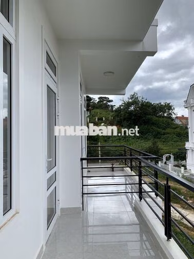 KHÁCH SẠN TRUNG TÂM ĐÀ LẠT, 252m2, 24 PHÒNG (CHÍNH CHỦ)