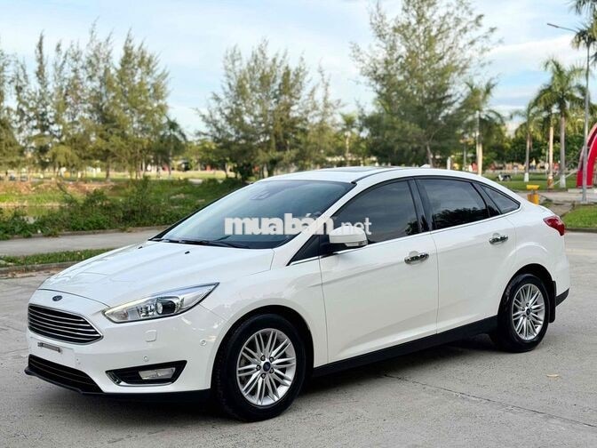 Ford Focus 1.5AT Titanium 2018 Trắng Tự động