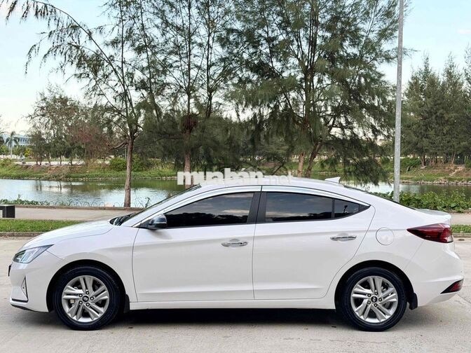 Hyundai Elantra 1.6AT 2021 Trắng