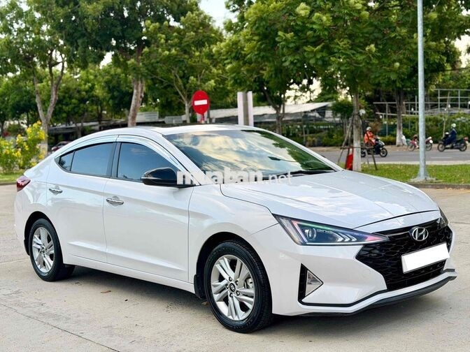 Hyundai Elantra 1.6AT 2021 Trắng