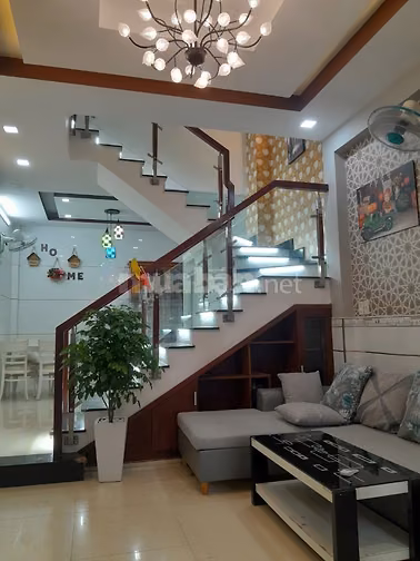 Cho thuê nhà mới đầy đủ nội thất - đường số 51 gò vấp