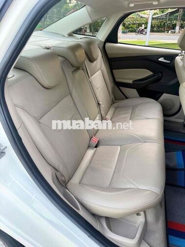 Ford Focus 1.5AT Titanium 2018 Trắng Tự động