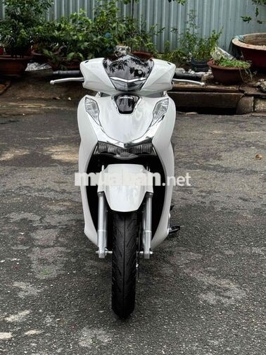 Honda SH 125i 2022 màu trắng ( có góp nợ 6 )