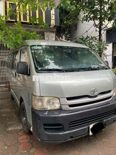 Xe khách Toyota Hiace Bạc