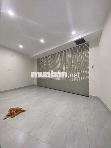 Nguyên căn Ngang 5m ngay Sân Bay tiện KD đa nghành