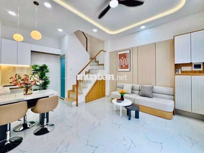 nhà 4 tầng 5x ty 334 Nguyễn Văn Nghi