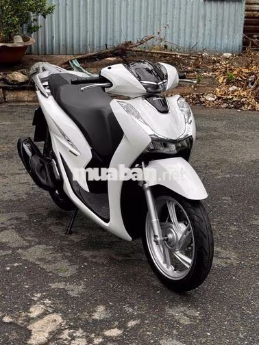 Honda SH 125i 2022 màu trắng ( có góp nợ 6 )