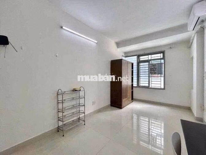 🔥CHO THUÊ CĂN STUDIO CỬA SỔ LỚN FULL NỘI THẤT NGAY CV GIA ĐỊNH SÂN BAY
