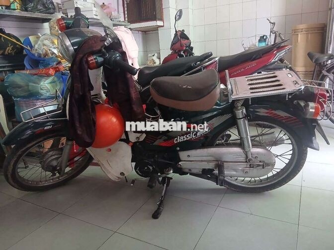 Xe Honda Classic 81 Super Sport tiết kiệm xăng