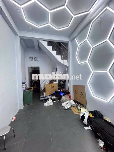 bán nhà mặt tiền đường mai xuân thưởng - hậu giang