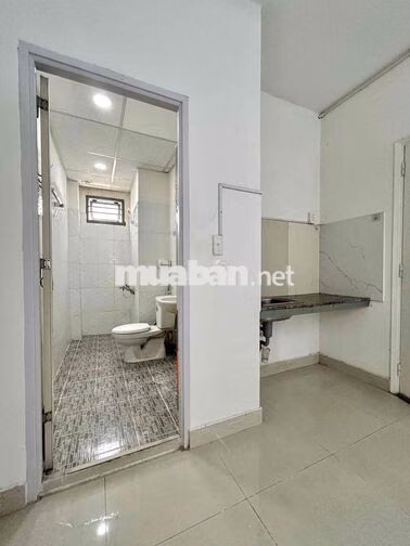 🔥TRỐNG SẴN PHÒNG STUDIO CỬA SỔ THOÁNG_KẾ BÊN CÔNG VIÊN GIA ĐỊNH