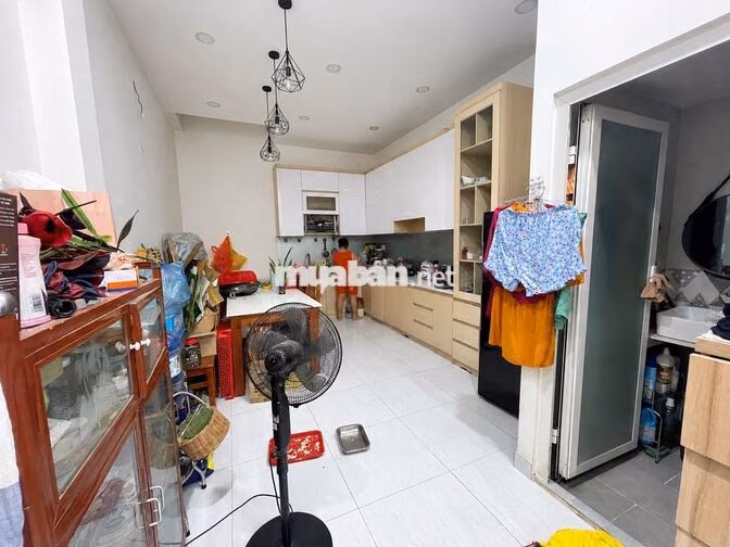 GIẢM LỔ 700 TRIỆU SIÊU VIP SÁT GÒ VẤP , HXH 1 TRỤC - 4 TẦNG