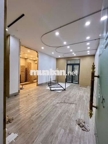Cho Thuê Nhà DT 8x16m 1Trệt 1Lửng 3Lầu Cho Cải Tạo CHDV Làm Khách Sạn