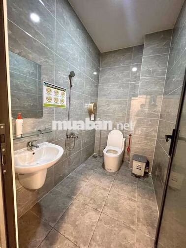 Cho Thuê Nhà DT 8x16m 1Trệt 1Lửng 3Lầu Cho Cải Tạo CHDV Làm Khách Sạn