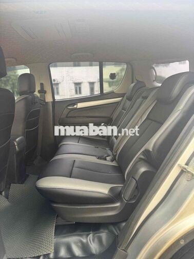 Isuzu Mu X 2016 3.0 AT - 12345 km