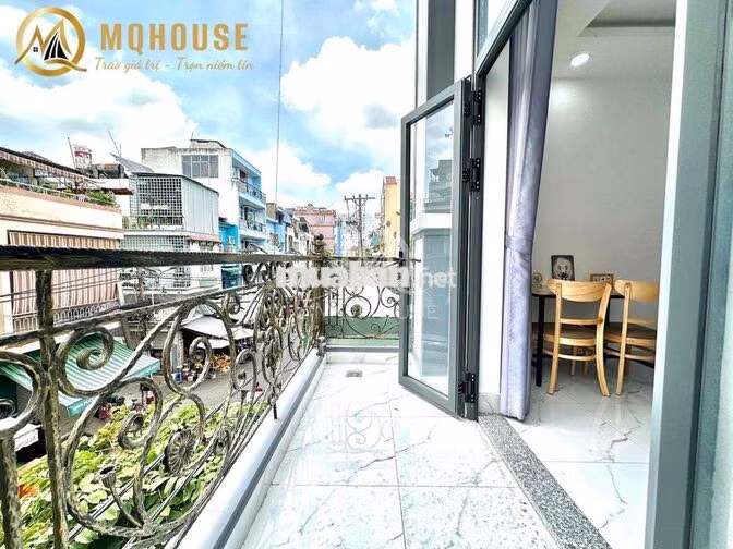 STUDIO BAN CÔNG FULL NỘI THẤT NGAY NHÀ GA T3 QUẬN TÂN BÌNH