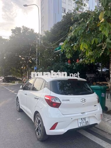 Hyundai I10 2021 Trắng 10 vạn