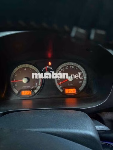 Kia Morning 5 chỗ màu Vàng cát