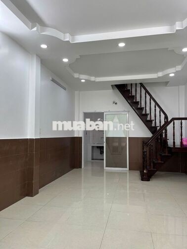 NHÀ CHO THUÊ- Đường Lạc Long Quân, P5, Q11 (Gần CV Đầm Sen)
