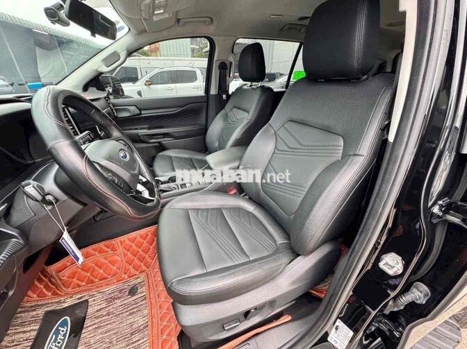 Everest Ambient 2024 xe hãng giá hời-Odo 2v8