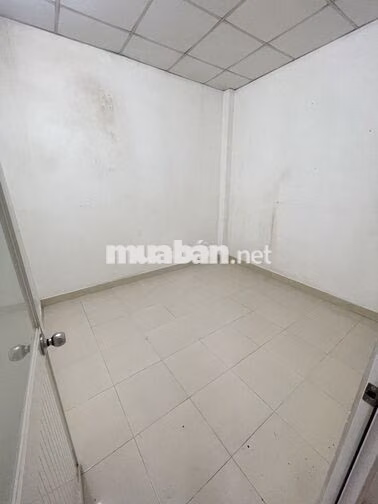 Cho thuê nhà Nguyễn Thượng Hiền 4.5x8m 2Pn giá 11 triệu
