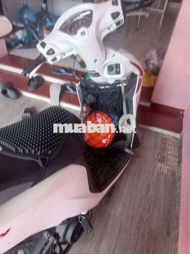 Honda Vision Trắng Smartkey 22427 km