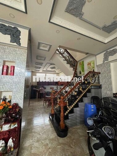 BÁN NHÀ 1 TRỆT 1 LẦU 2 NỀN THỔ CƯ CHÍNH CHỦ 