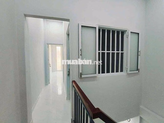 Cho thuê nhà hẻm xe hoi Huỳnh Văn nghệ phường 15 Quận Tân Bình