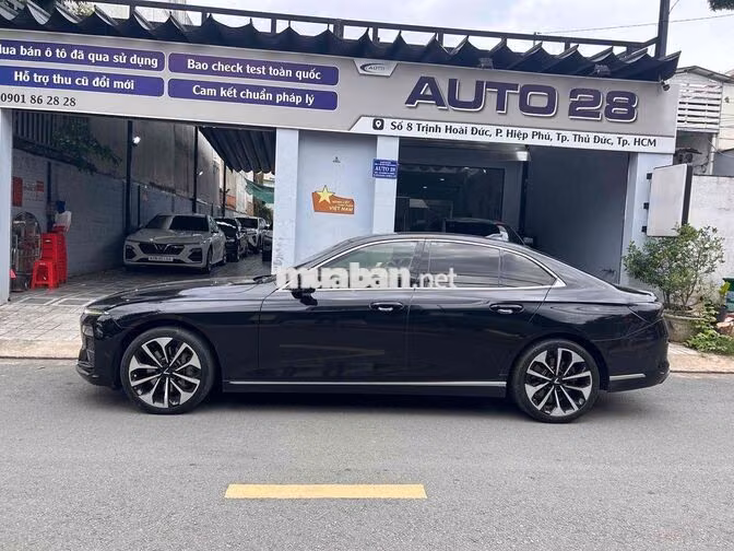 VINFAST Lux A Premium 2019 Đen - Nâu