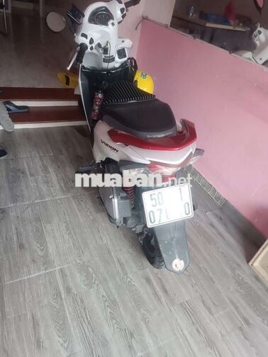 Honda Vision Trắng Smartkey 22427 km
